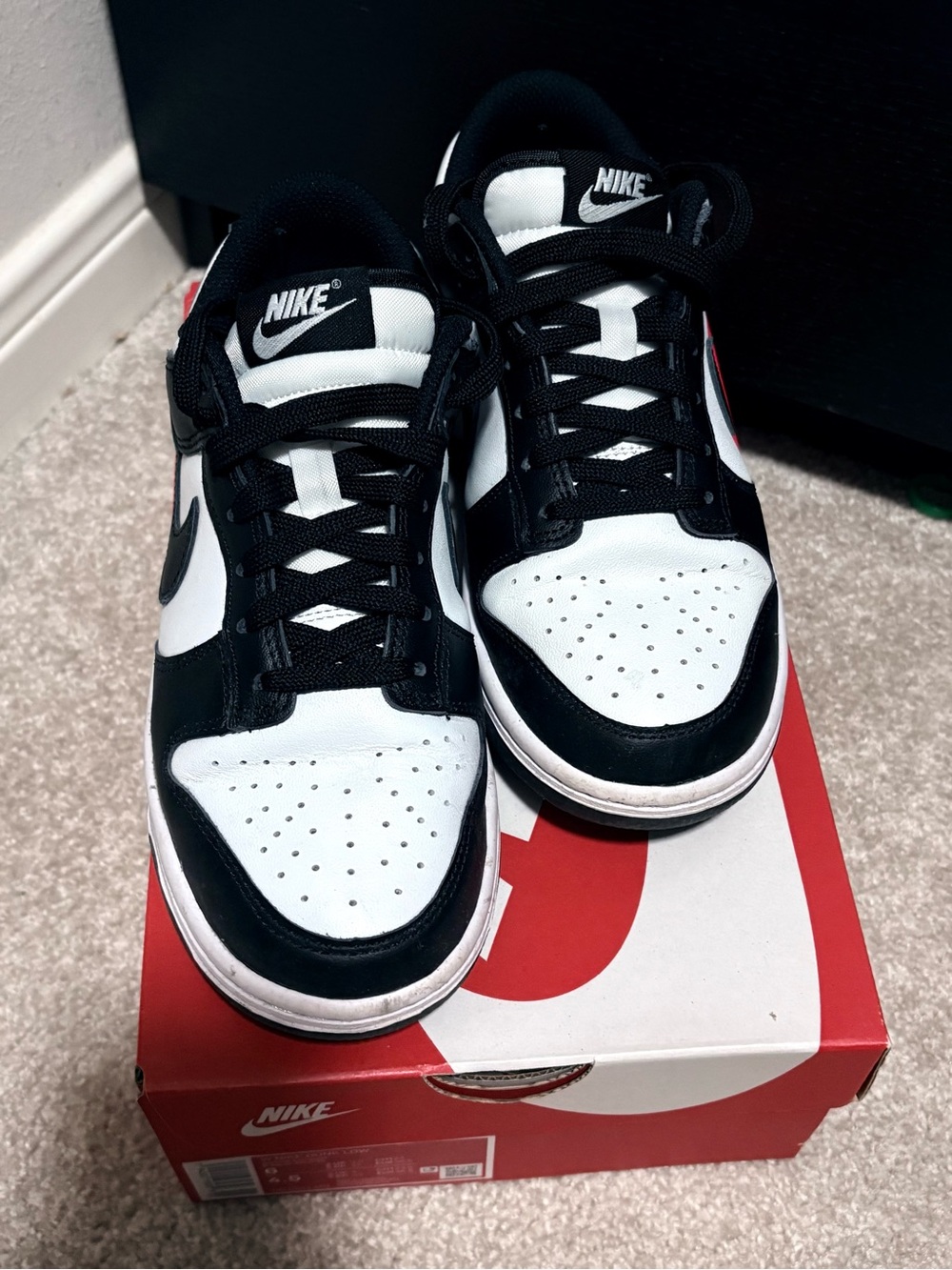 Panda Nike Dunk Low-Top Sneakers